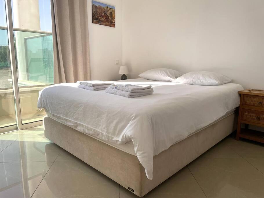 Sunny 3Br Apartment Golf Residence Eilat Eksteriør billede