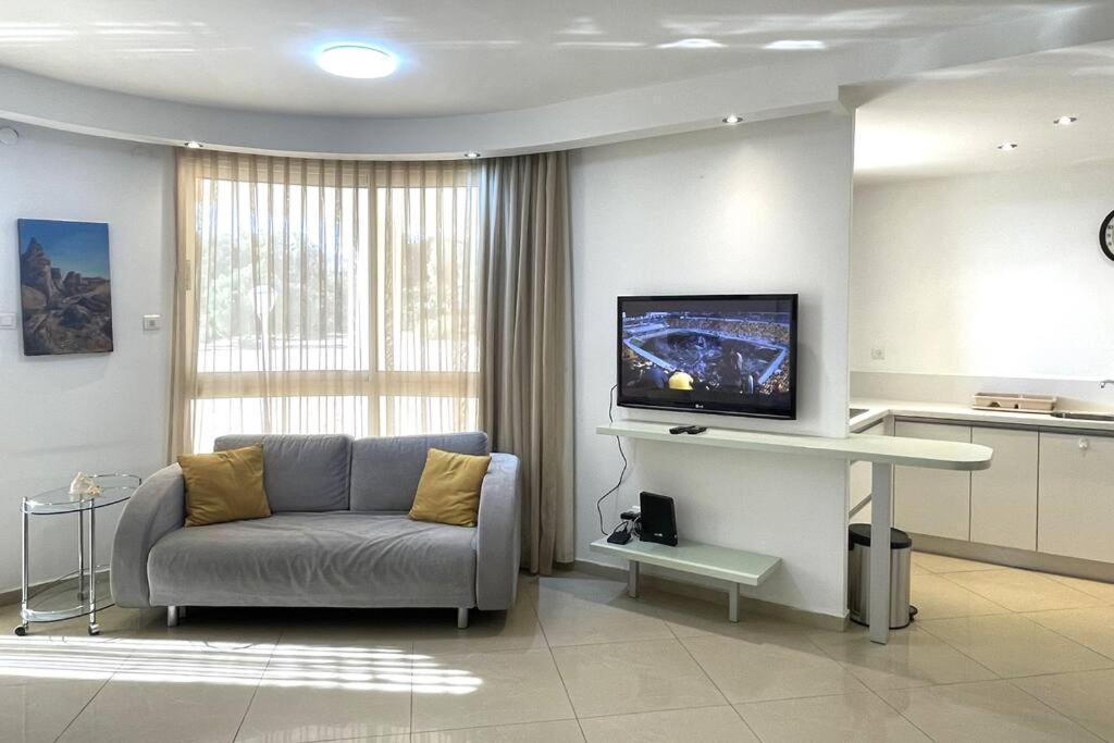 Sunny 3Br Apartment Golf Residence Eilat Eksteriør billede